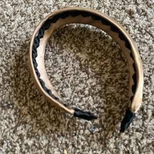 Invisibobble headband